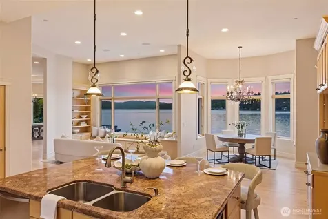 2837 E Lake Sammamish Parkway NE Sammamish WA 98074
