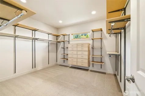 2837 E Lake Sammamish Parkway NE Sammamish WA 98074