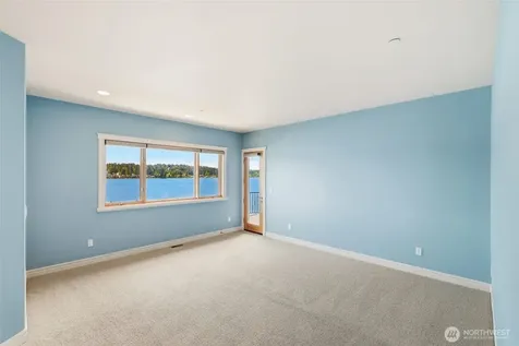 2837 E Lake Sammamish Parkway NE Sammamish WA 98074