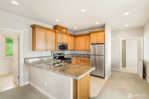 2837 E Lake Sammamish Parkway NE Sammamish WA 98074