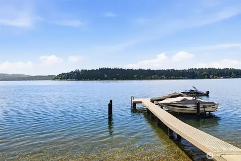2837 E Lake Sammamish Parkway NE Sammamish WA 98074