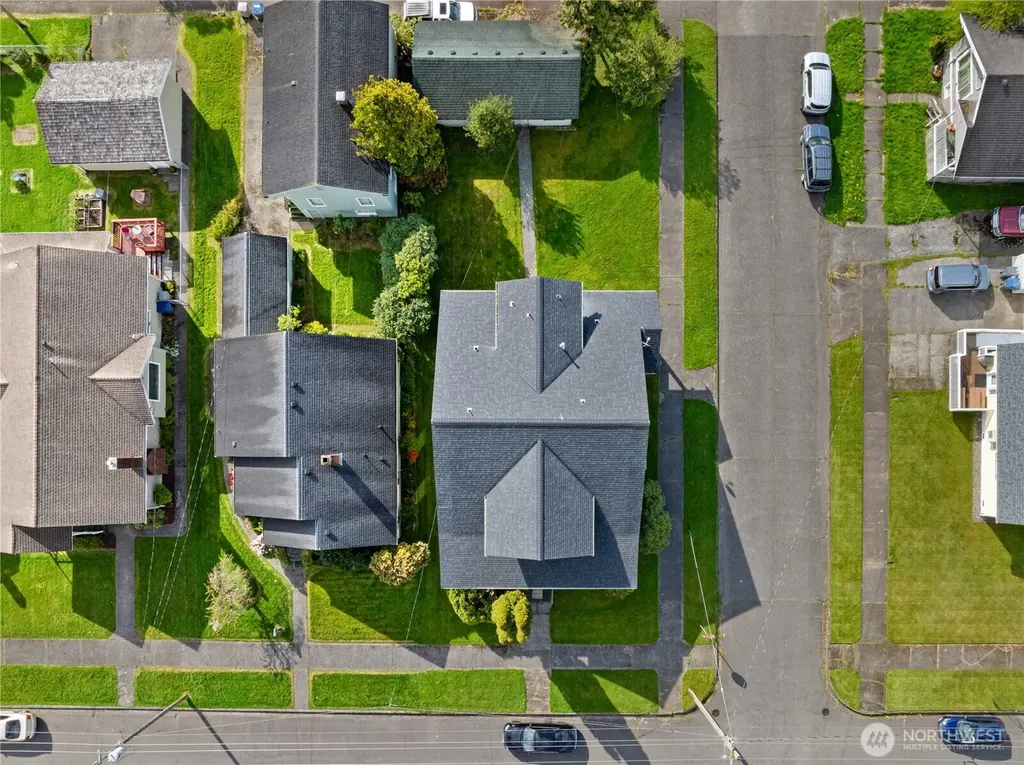 521 W 3rd Street Aberdeen WA 98520