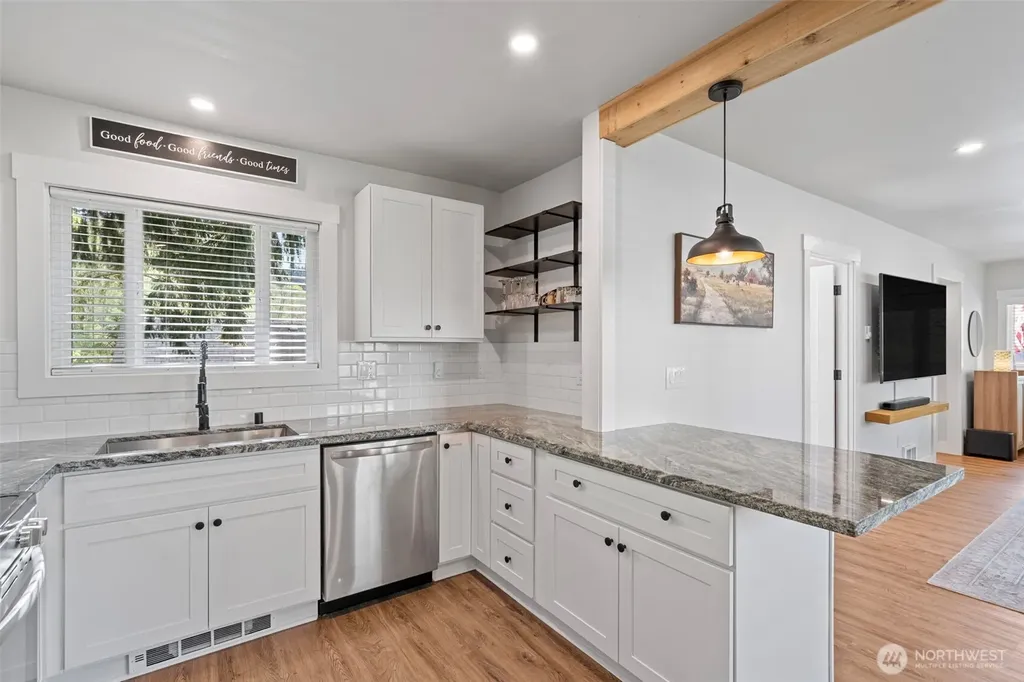 428 Henry Street Shelton WA 98584