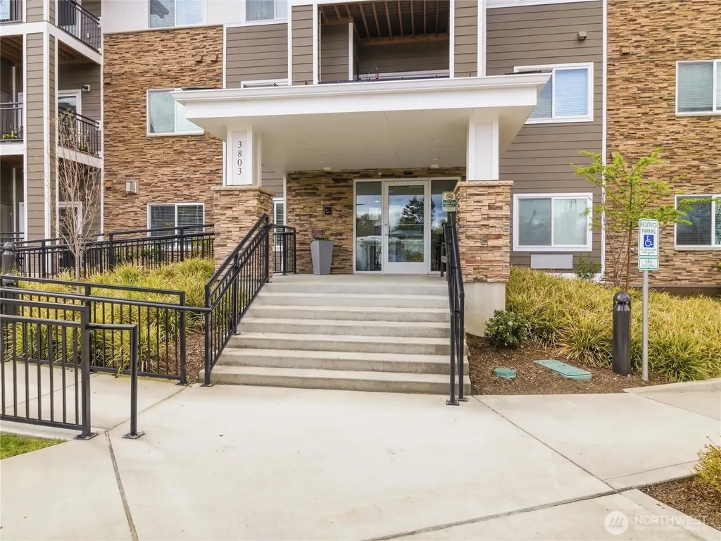 3803 17th Street SW Puyallup WA 98373