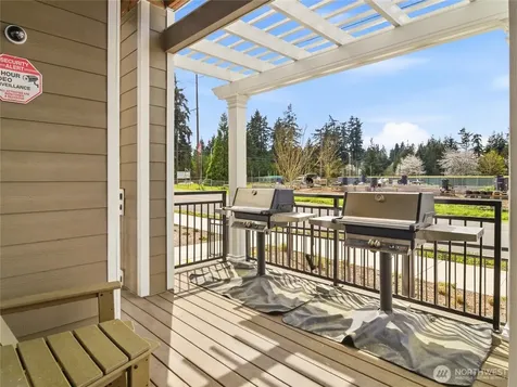 3803 17th Street SW Puyallup WA 98373