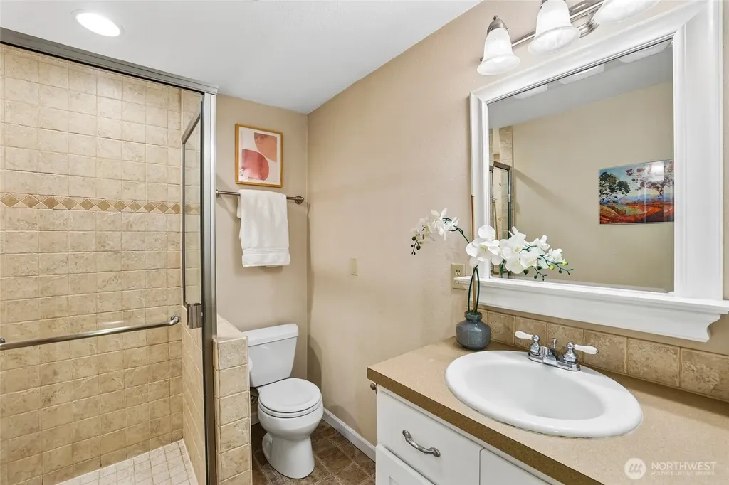 1340 Coral Drive Fircrest WA 98466