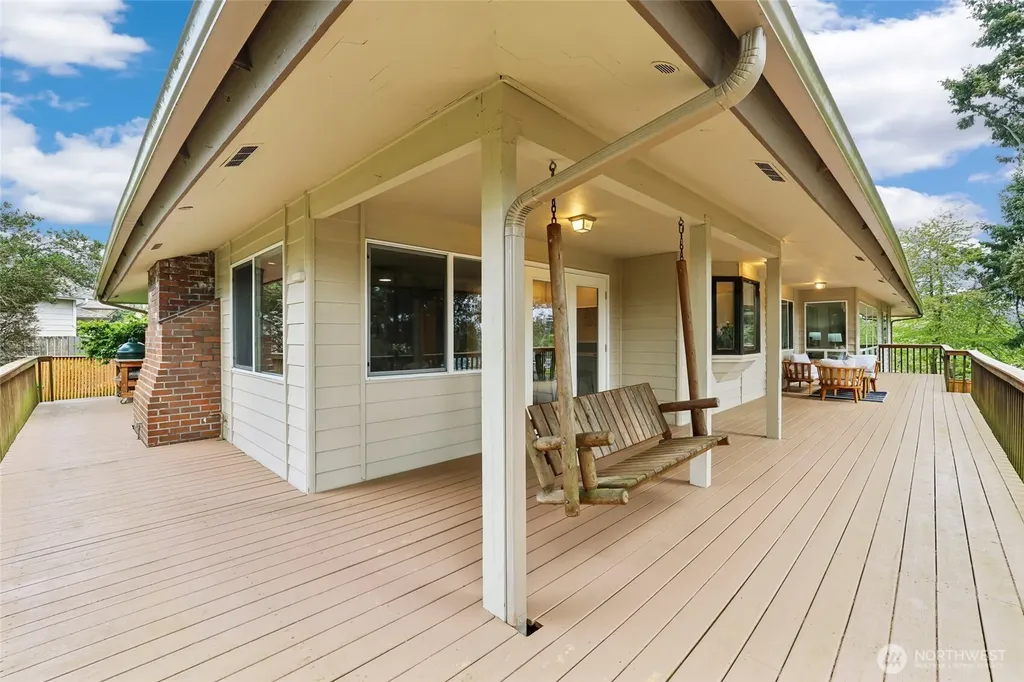 1340 Coral Drive Fircrest WA 98466
