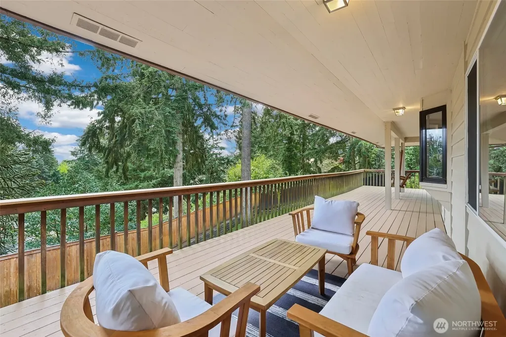 1340 Coral Drive Fircrest WA 98466