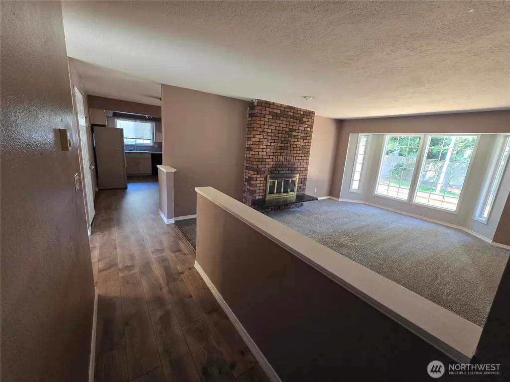 4002 Oak Street Longview WA 98632