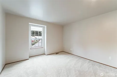 9614 175th Street Court East Puyallup WA 98375