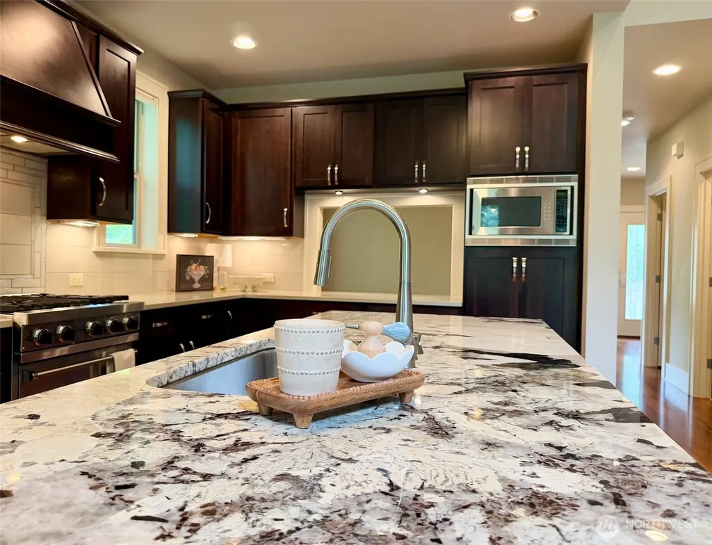 1727 Nile Avenue NE Renton WA 98059