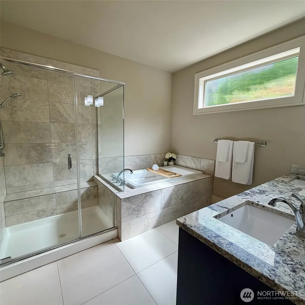 1727 Nile Avenue NE Renton WA 98059
