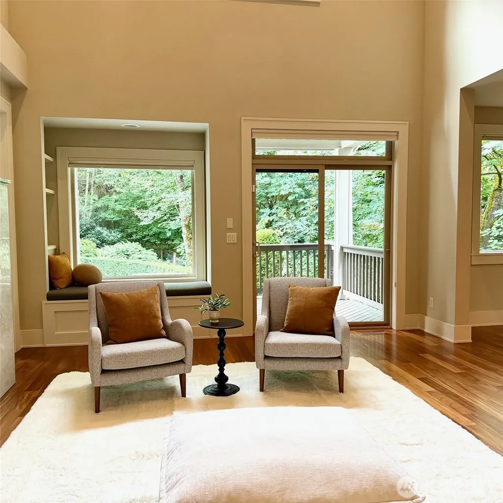 1727 Nile Avenue NE Renton WA 98059