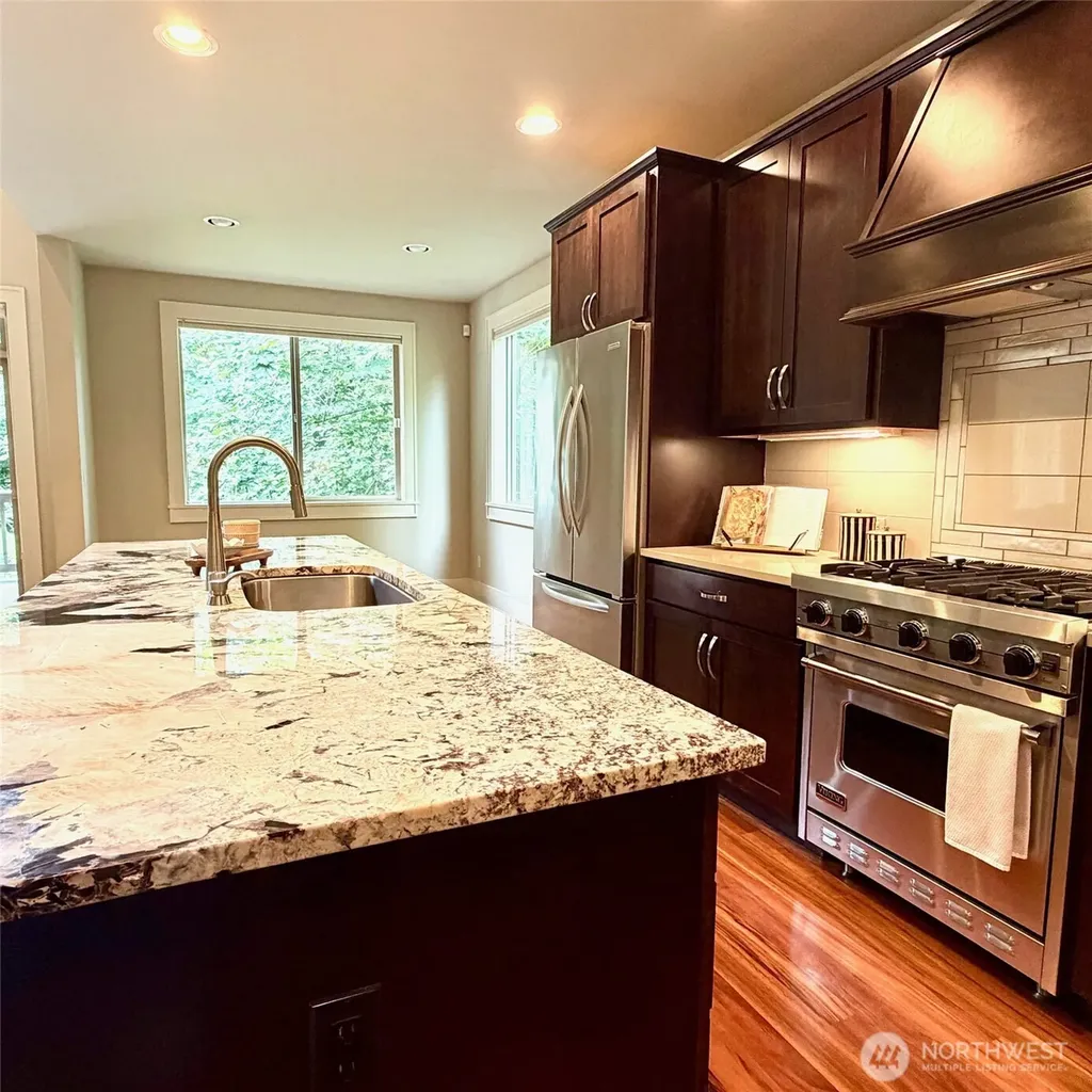 1727 Nile Avenue NE Renton WA 98059