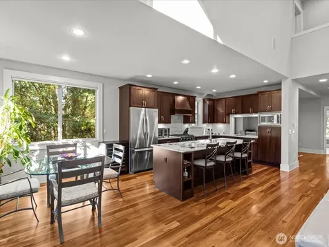1727 Nile Avenue NE Renton WA 98059