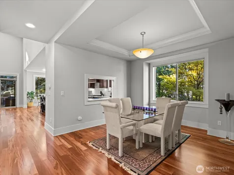 1727 Nile Avenue NE Renton WA 98059