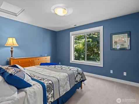1727 Nile Avenue NE Renton WA 98059
