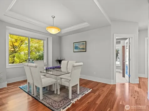 1727 Nile Avenue NE Renton WA 98059