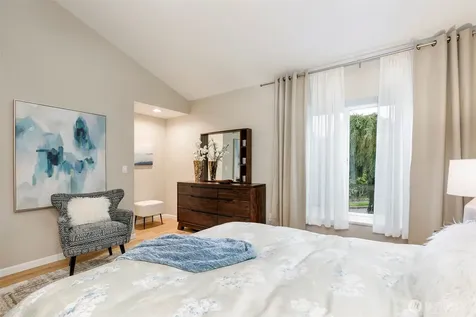 6001 60th Avenue NE Seattle WA 98115