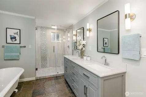 6001 60th Avenue NE Seattle WA 98115