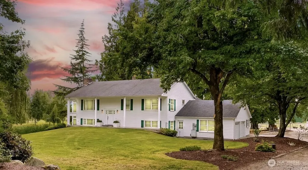 9067 Sunrise Road Custer WA 98240