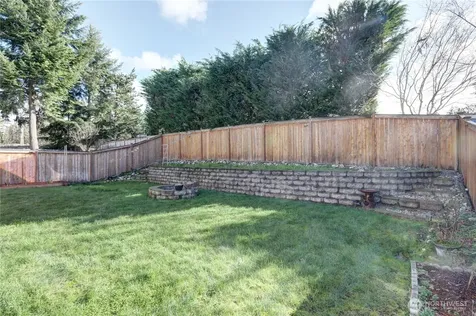 29704 SE 217th Pl SE Kent WA 98042