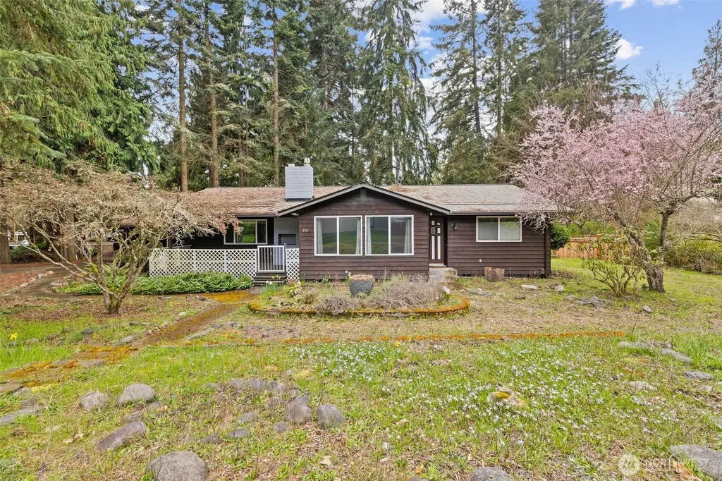371 Dungeness Meadows Sequim WA 98382