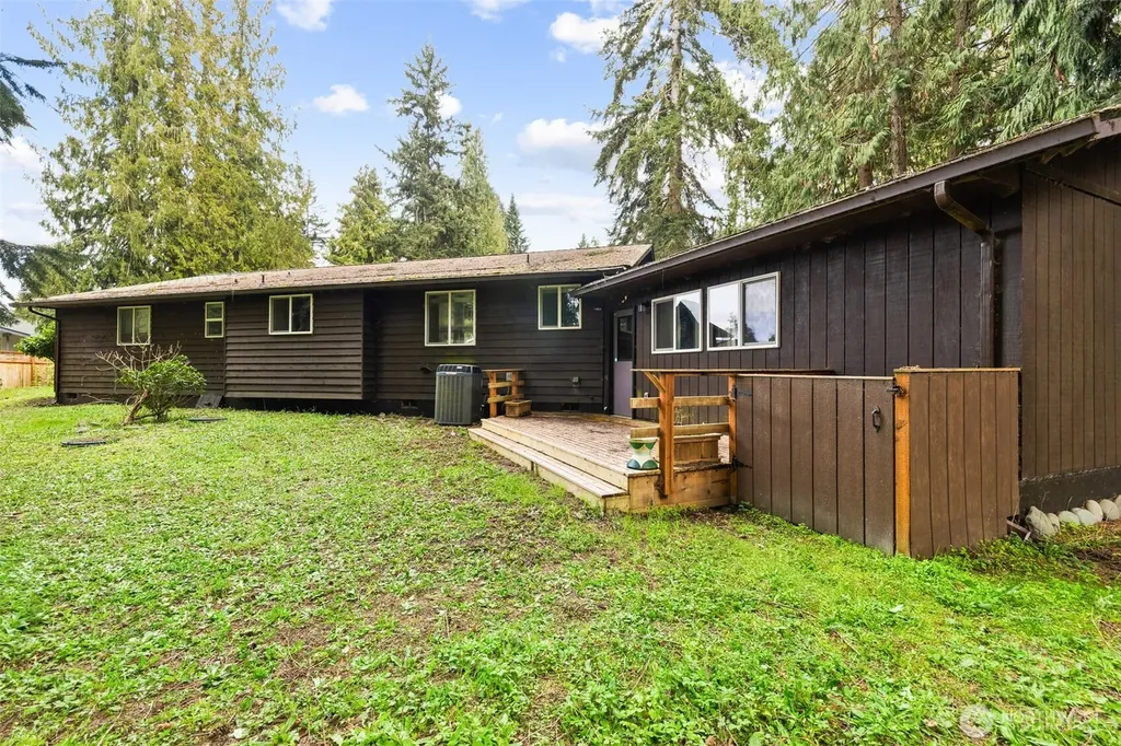371 Dungeness Meadows Sequim WA 98382
