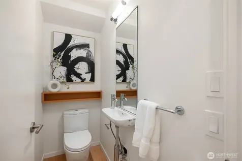 204 Shepard Way NW Bainbridge Island WA 98110