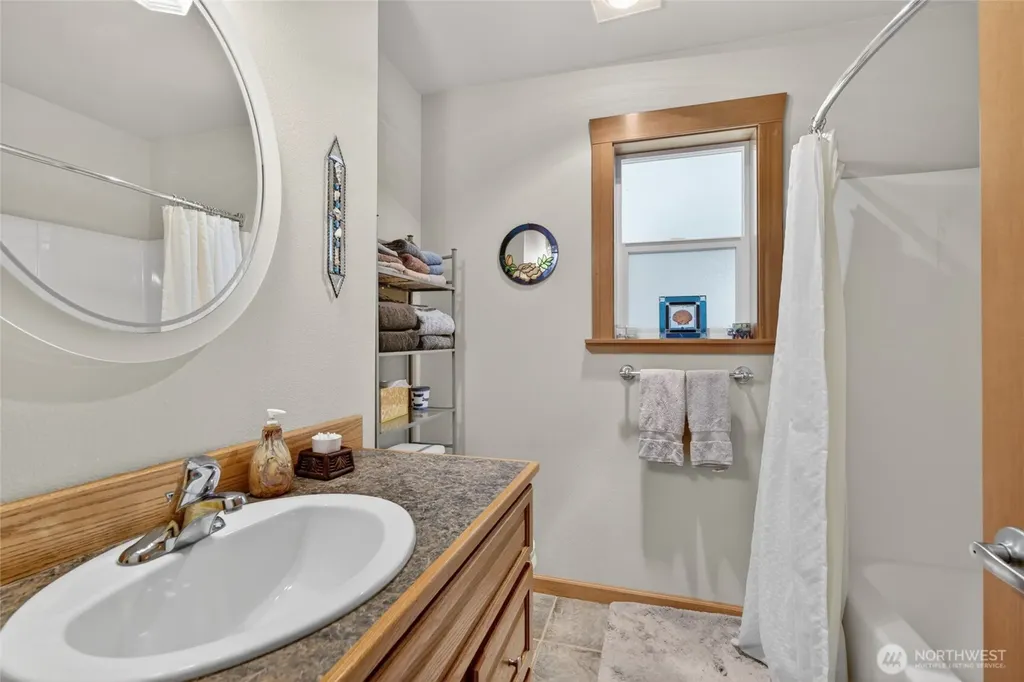 703 353rd Place Ocean Park WA 98640