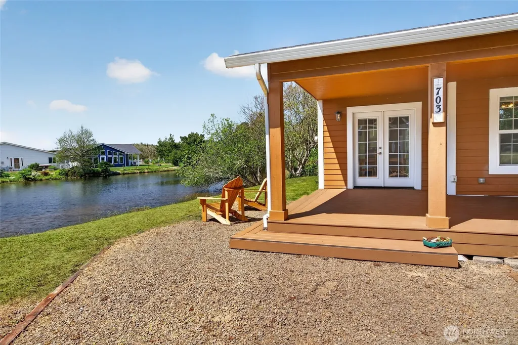 703 353rd Place Ocean Park WA 98640