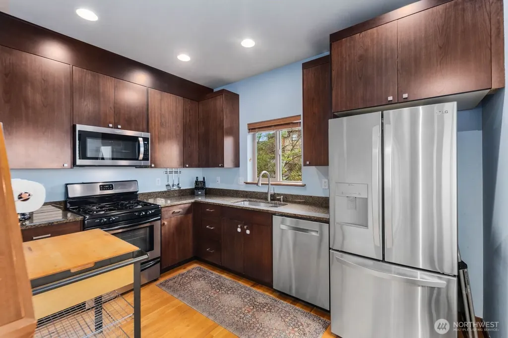 5937 California Avenue SW Seattle WA 98136