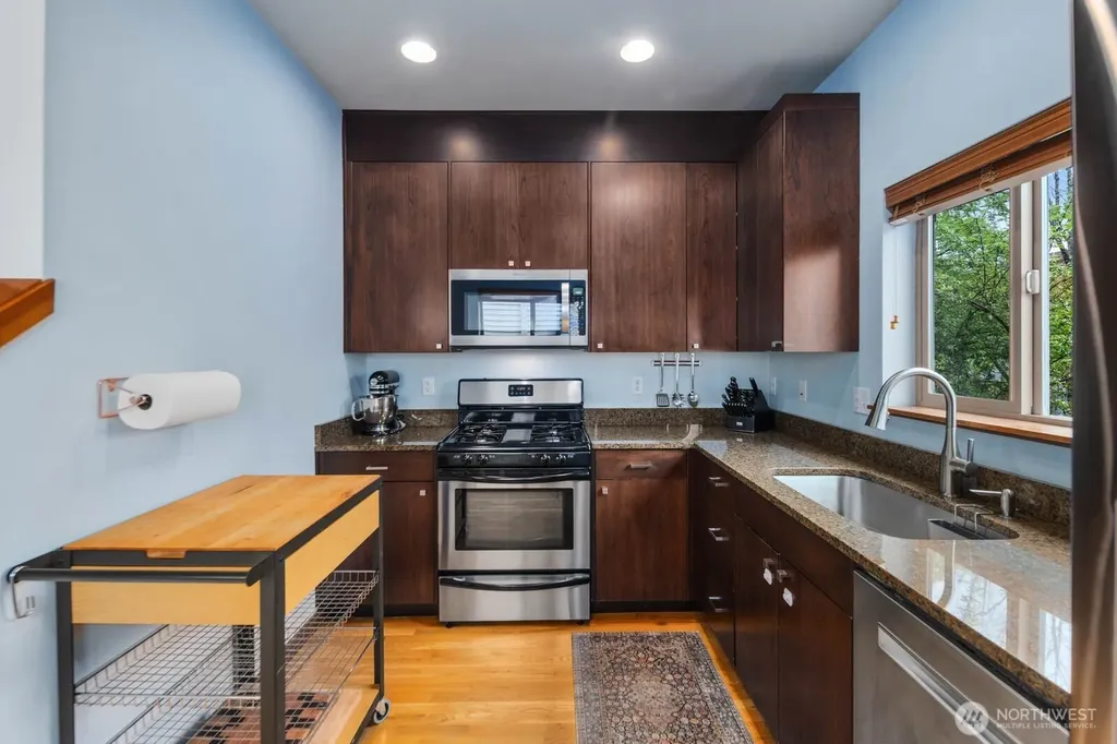 5937 California Avenue SW Seattle WA 98136