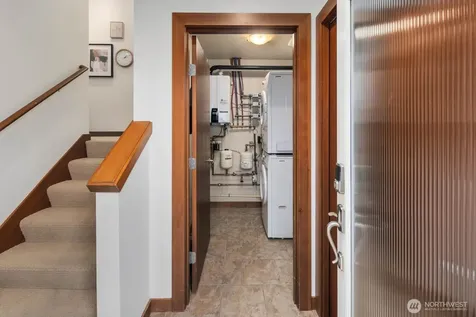 5937 California Avenue SW Seattle WA 98136