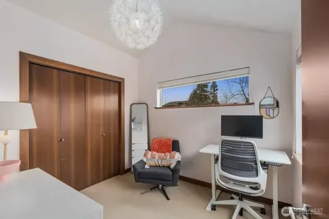 5937 California Avenue SW Seattle WA 98136