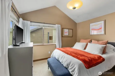 5937 California Avenue SW Seattle WA 98136