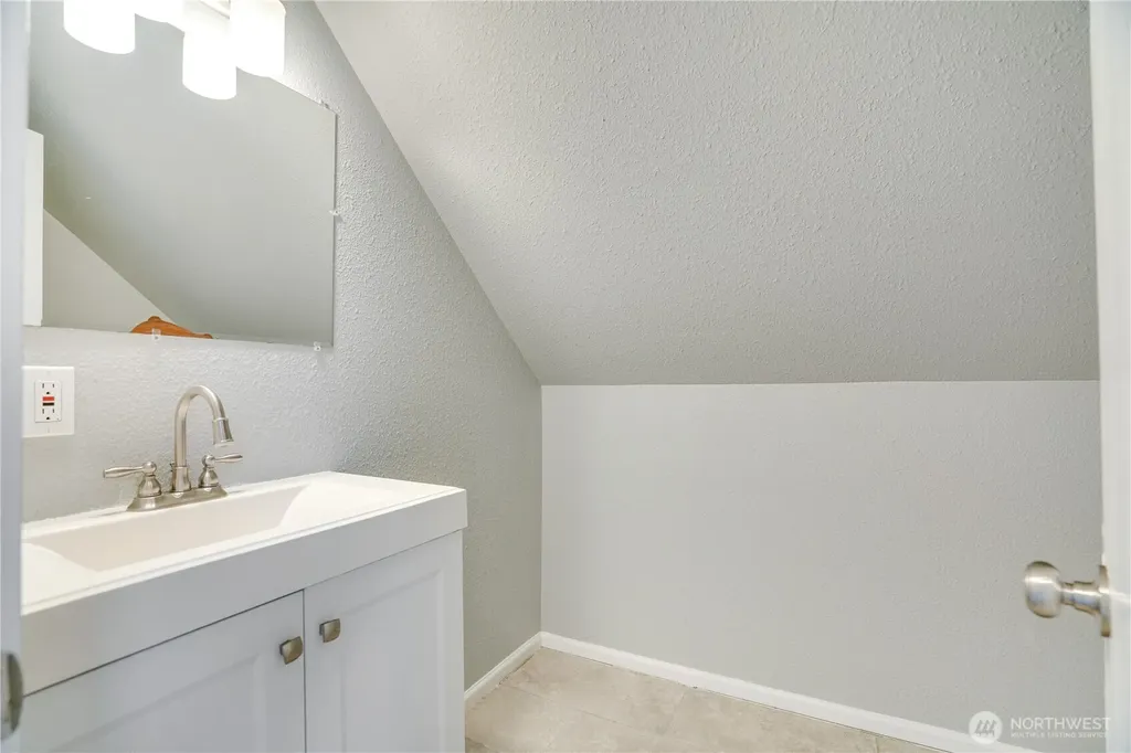 5414 S Pine Street Tacoma WA 98409