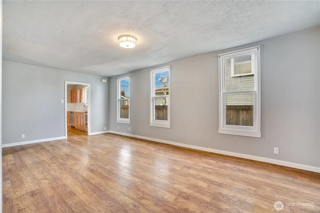 5414 S Pine Street Tacoma WA 98409