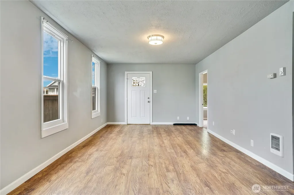 5414 S Pine Street Tacoma WA 98409