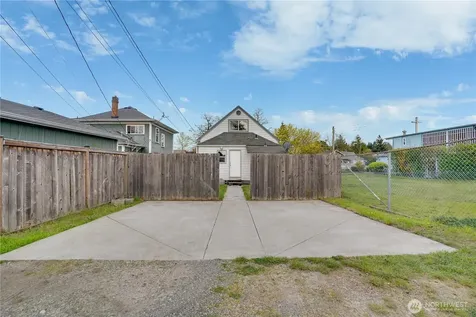 5414 S Pine Street Tacoma WA 98409