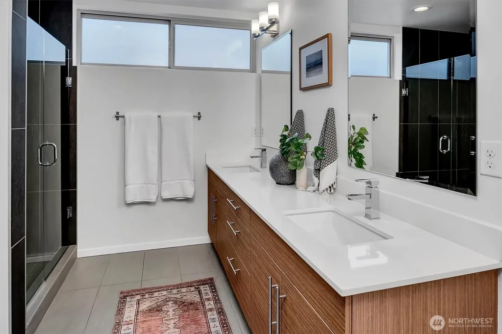 4809 Delridge Way SW Seattle WA 98106