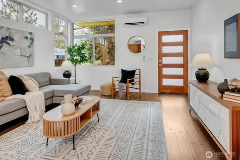 4809 Delridge Way SW Seattle WA 98106