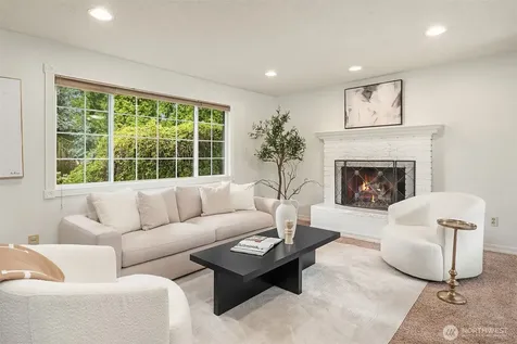 17615 Brook Boulevard Bothell WA 98012