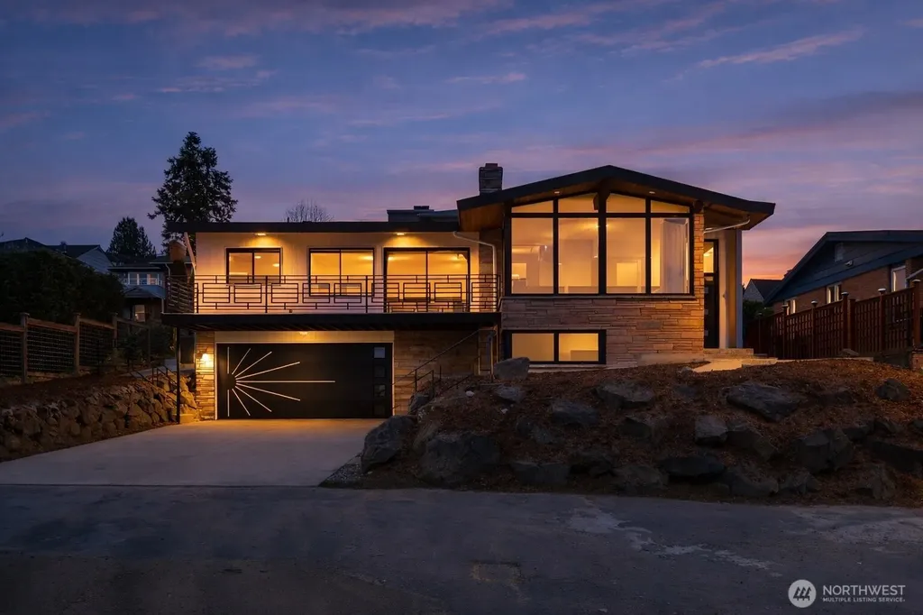 2425 NW Blue Ridge Drive Seattle WA 98177