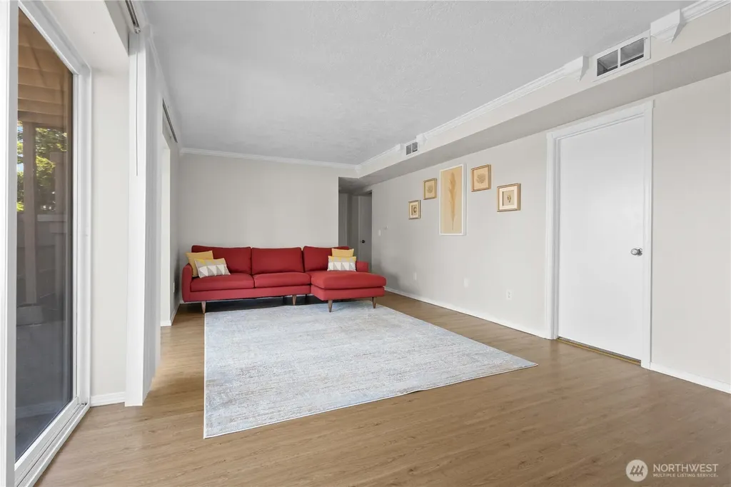 3907 SW 328th Street Federal Way WA 98023