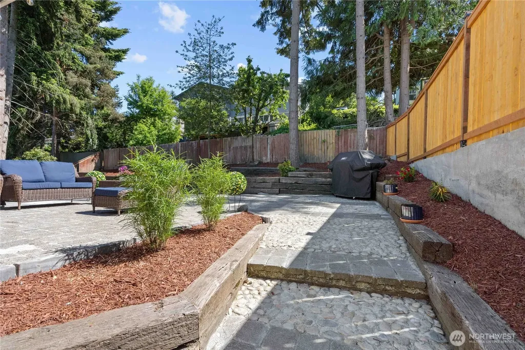 3907 SW 328th Street Federal Way WA 98023