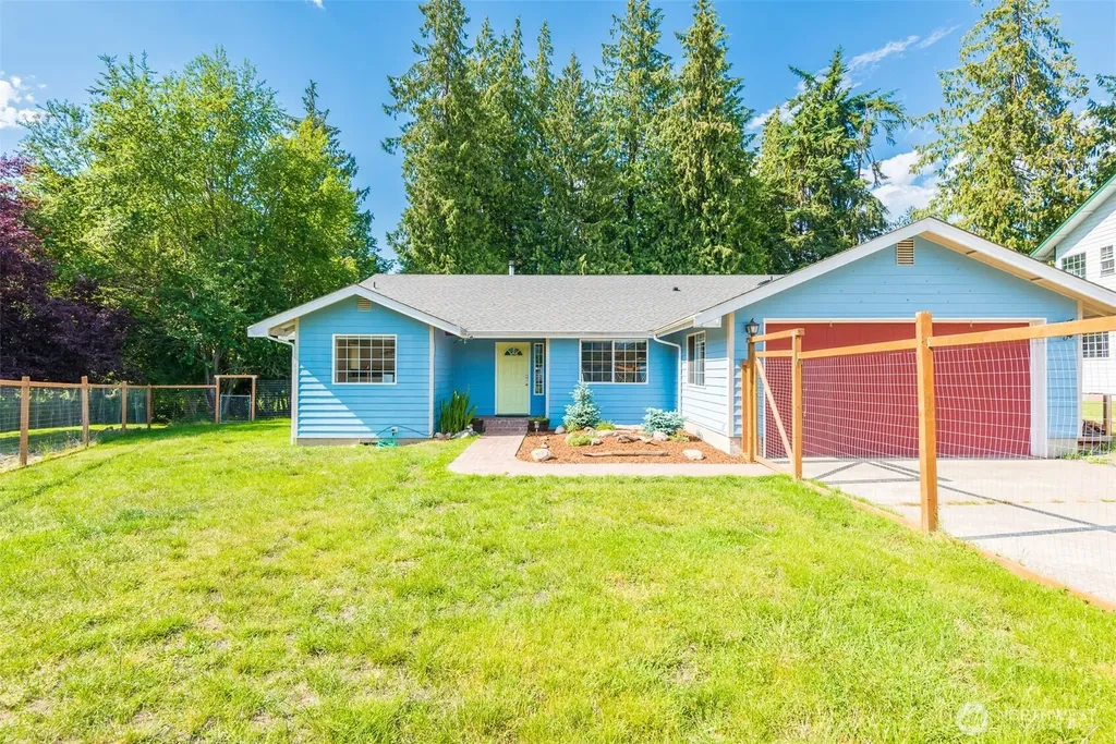 2909 E Defrang Street Port Angeles WA 98362