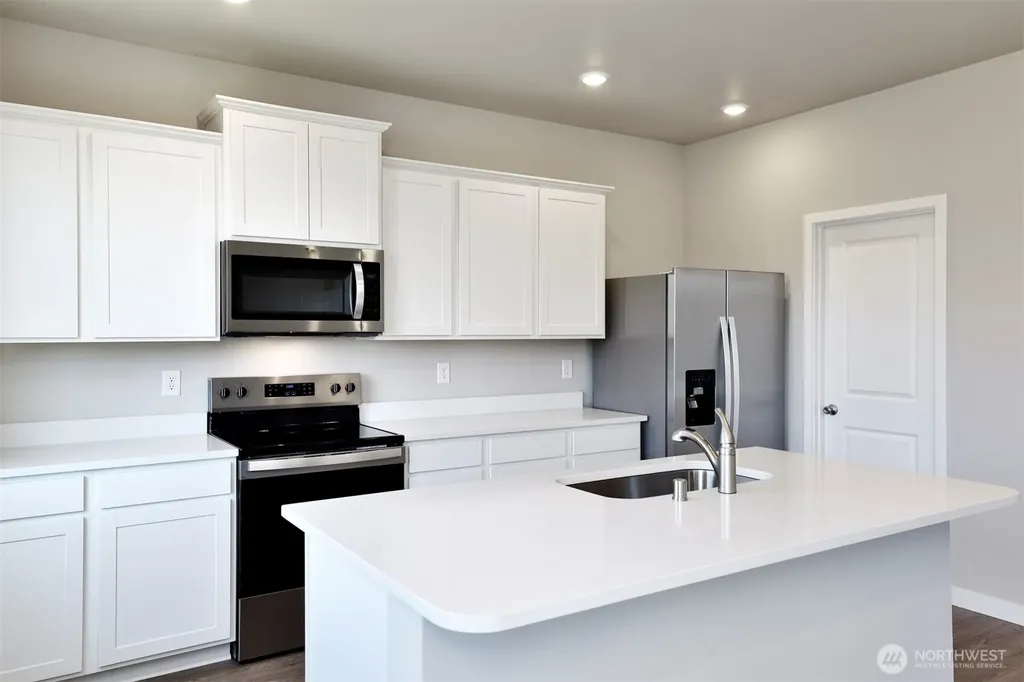 9703 Hay Street SE Yelm WA 98597