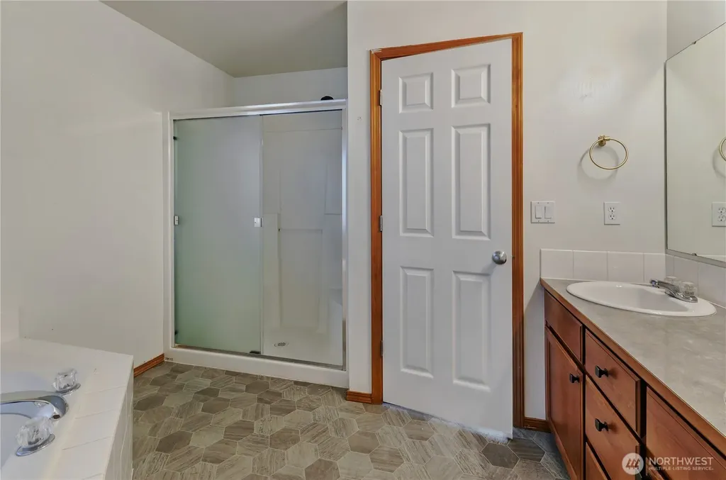 9114 Canal Road SE Yelm WA 98597