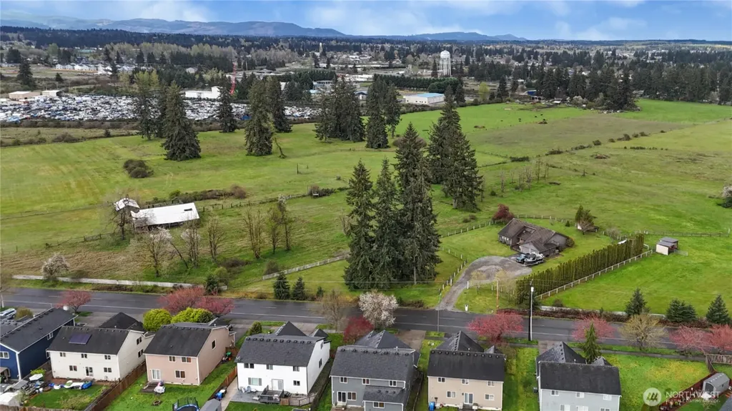 9114 Canal Road SE Yelm WA 98597